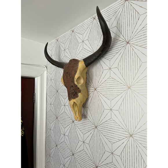 Longhorn Water Buffalo Skull Faux Taxidermi Hanging Wall Art - Picture 6 of 6